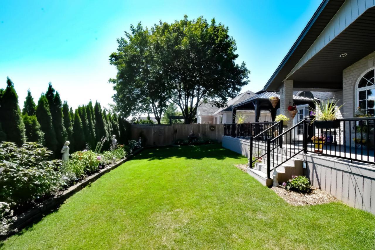 Graystone Bed & Breakfast Niagara-on-the-Lake Bagian luar foto