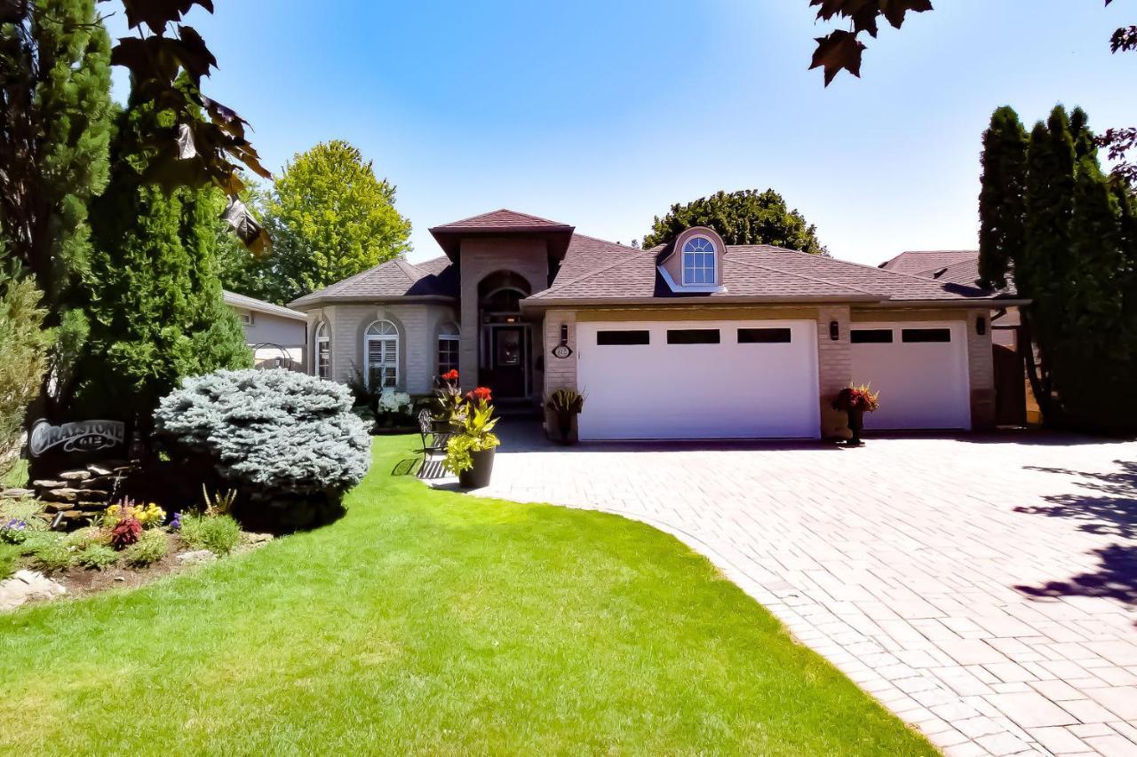 Graystone Bed & Breakfast Niagara-on-the-Lake Bagian luar foto