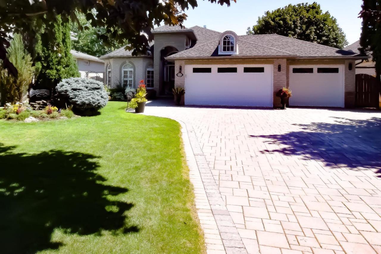 Graystone Bed & Breakfast Niagara-on-the-Lake Bagian luar foto