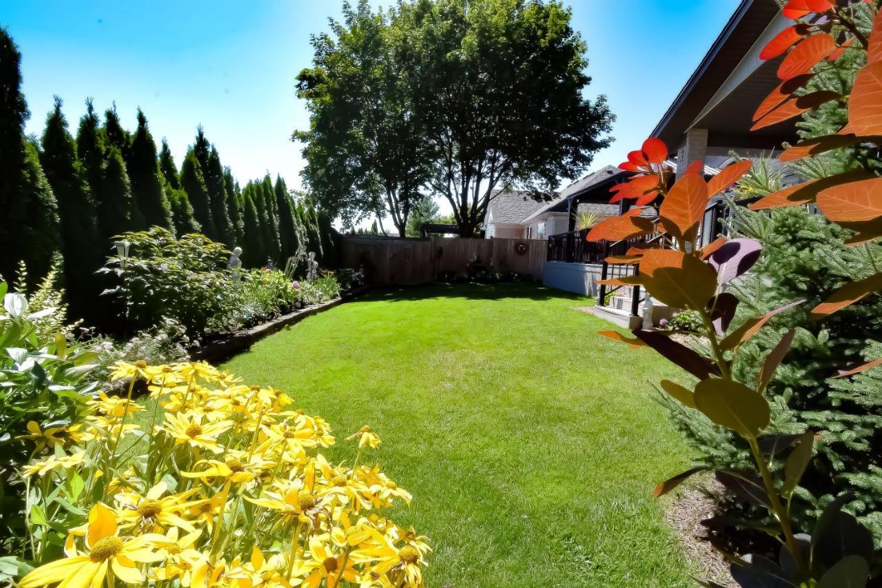 Graystone Bed & Breakfast Niagara-on-the-Lake Bagian luar foto