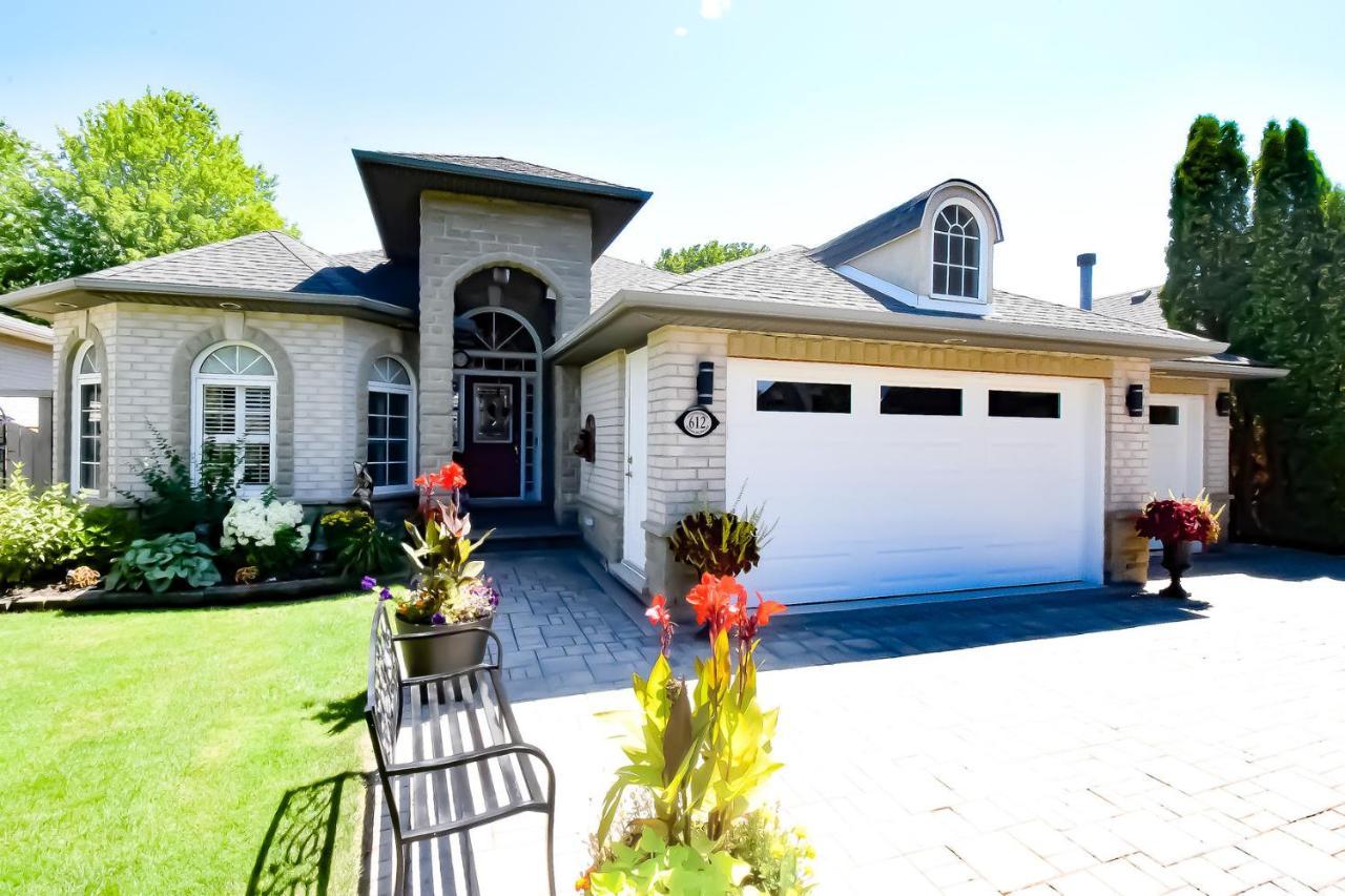 Graystone Bed & Breakfast Niagara-on-the-Lake Bagian luar foto