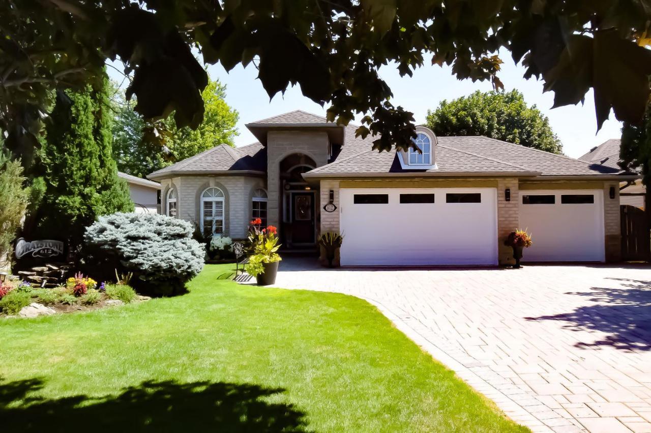 Graystone Bed & Breakfast Niagara-on-the-Lake Bagian luar foto